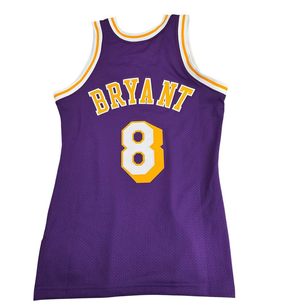 Mitchell & Ness Kobe Bryant Lakers 1996-97 Authentic Road Jersey NWT 36 Small